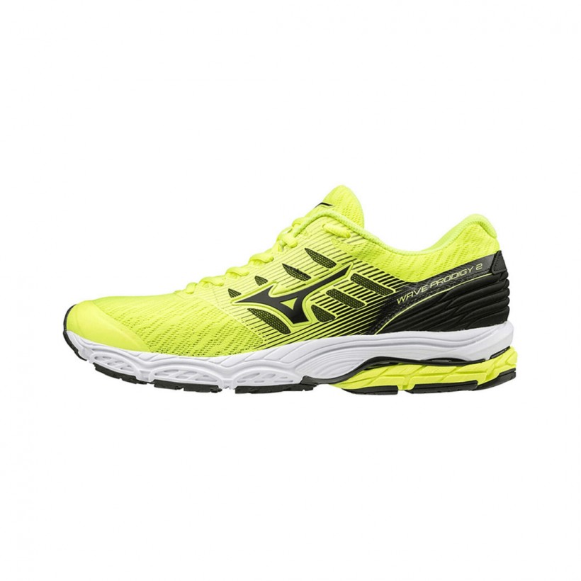 mizuno yellow running shoes