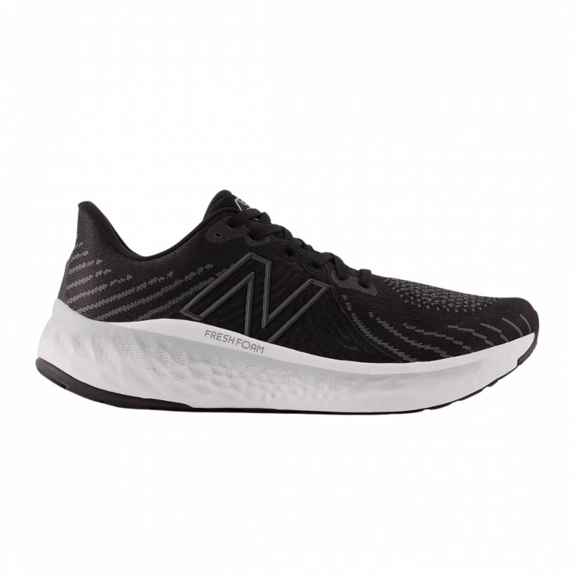 Calçado New Balance Fresh Foam X Vongo v5 Preto Branco AW22