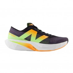 Tênis New Balance FuelCell Rebel v4 Preto Laranja Verde AW24